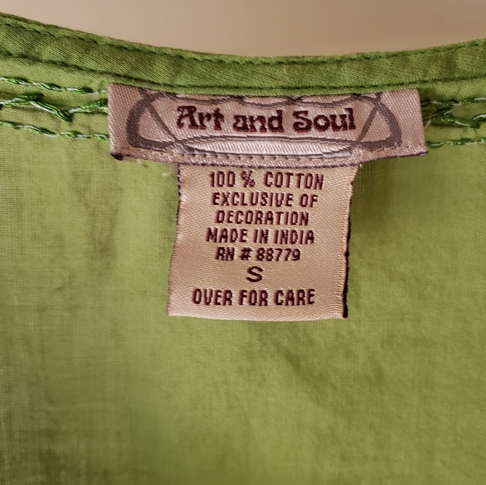 Tunic - Picture 5 of 5